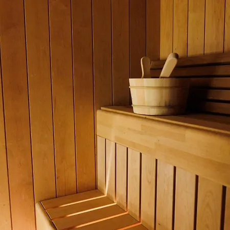 Appartement Cigale Terracotta Avec Sauna A Antibes
